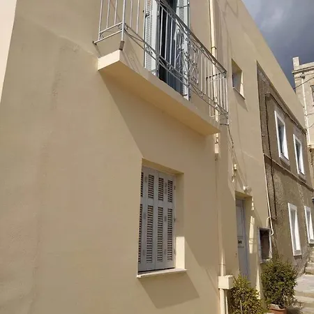 Seaside Serenade 1, Suite Ermoupoli Exterior foto